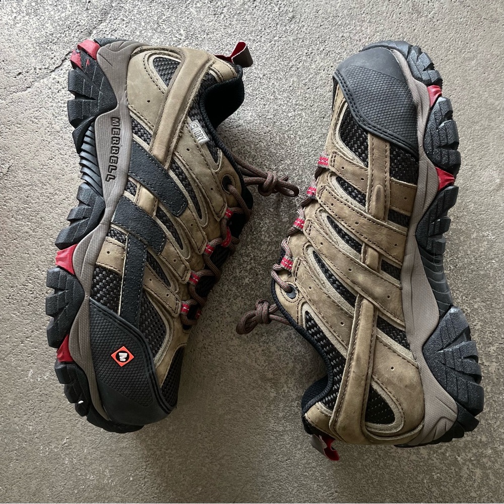Merrell Moab 2 Vent Waterproof CT Women’s Tan and Black Hiking Shoes in Boulder